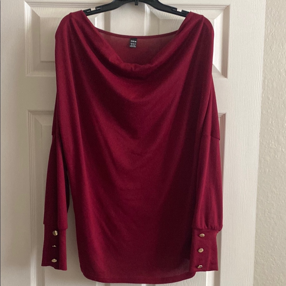 Elegant Red Women's Sweater